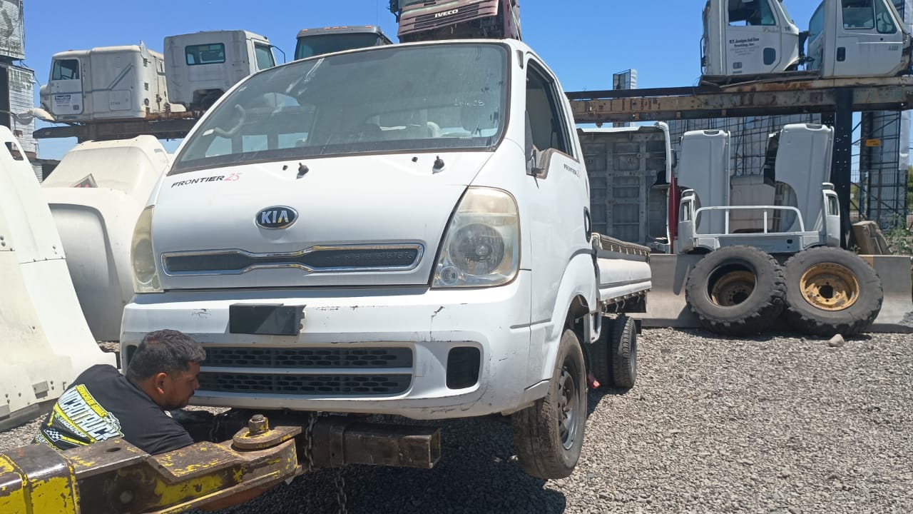 RIEL INYECCIóN Kia FRONTIER 2010  USADO EN DESARME